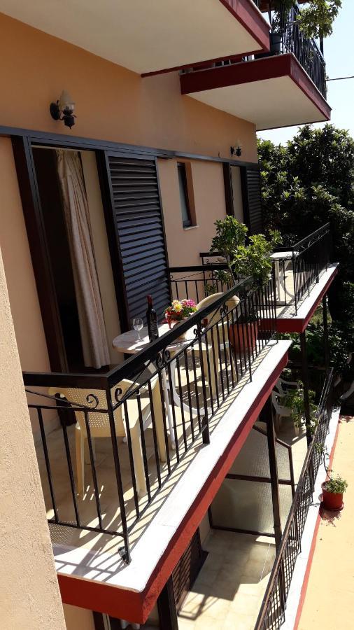 Vasiliki See View Apartments Barbati Exterior foto