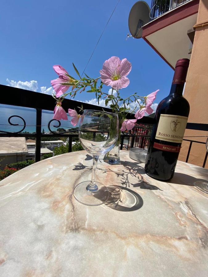 Vasiliki See View Apartments Barbati Exterior foto